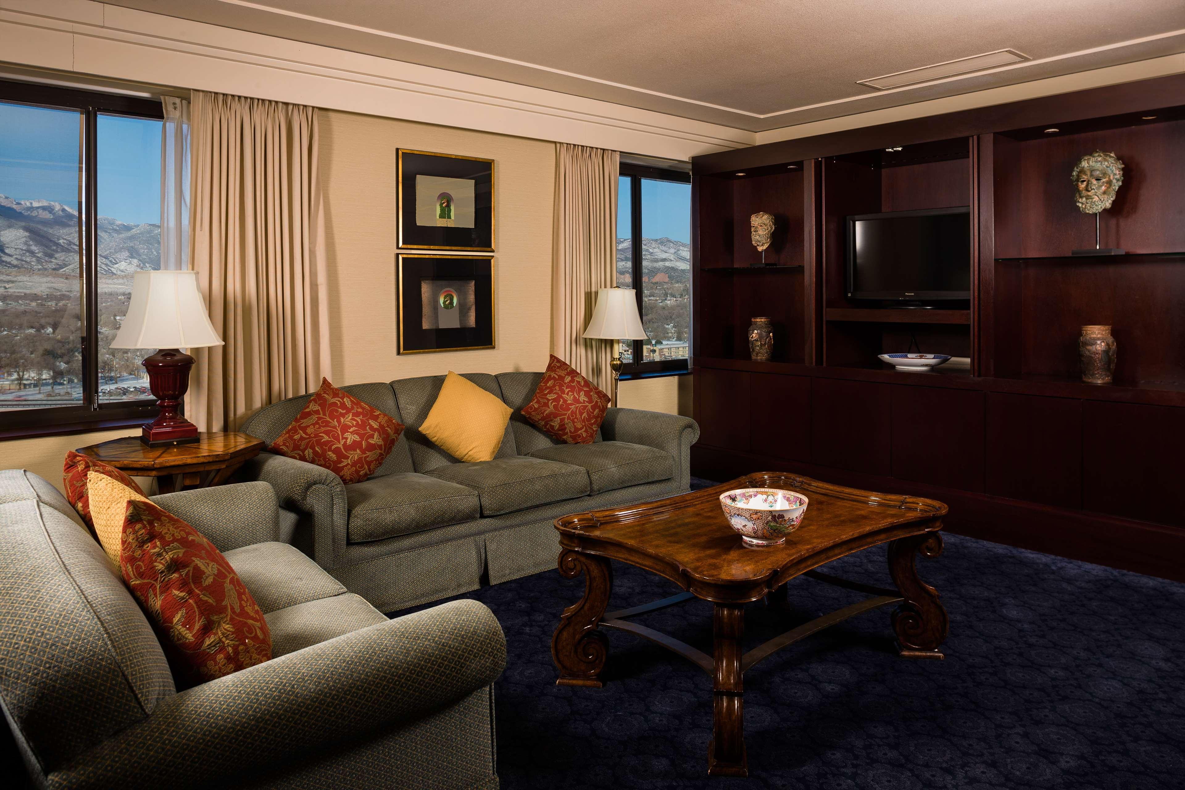فندق كولورادو سبرينغسفي  فندق ذي أنتلرز، إية ويندهام المظهر الخارجي الصورة
